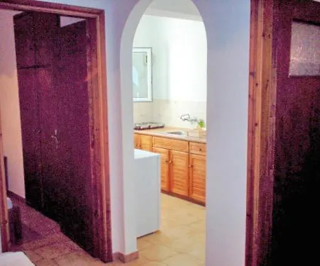 Alexandros Apartments Апартаменты *