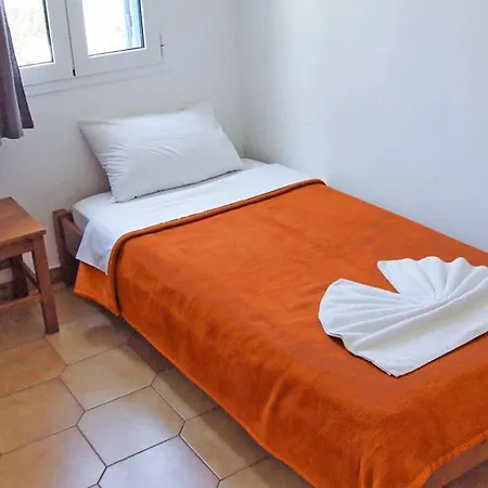 Alexandros Apartments * Парос